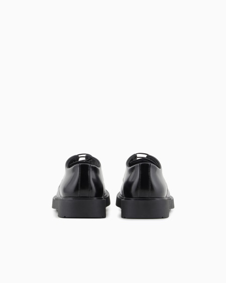 Armani Zapatos con cordones de material efecto desgastado Liquidación