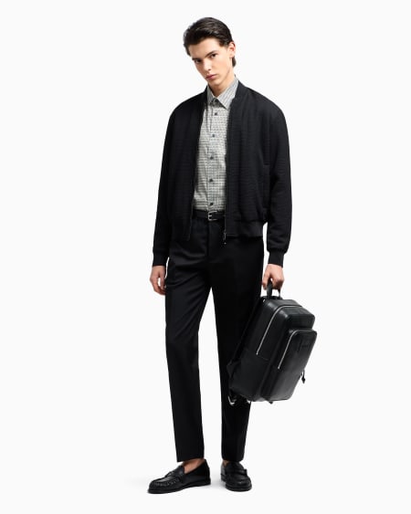 Armani Pantalones chinos de sarga ligera de mezcla de lana virgen Última moda