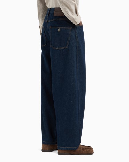 Armani Vaqueros J80 de corte twist de denim lavado Ofertas especiales