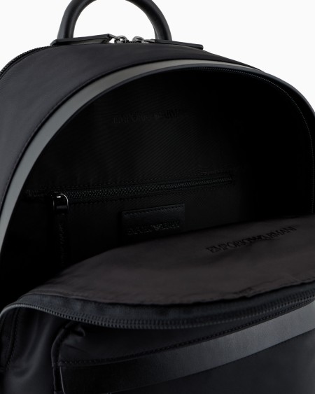Armani Mochila de nailon reciclado ASV Tienda de fábrica