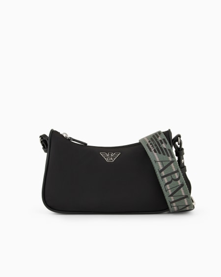 Armani Bolso baguette en nailon reciclado con placa de águila ASV En oferta