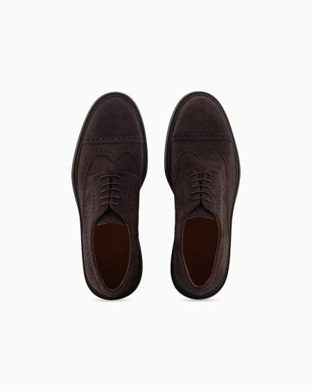 Armani Zapatos brogue de ante con troquelado cola de golondrina En oferta