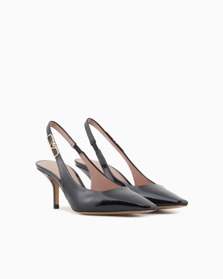 Armani Zapato de salón destalonado de charol con placa de águila Mejor oferta