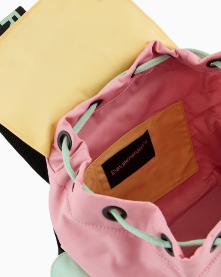 Armani Mochila de nailon con detalles de bloques de color y cincha con logotipo Grandes descuentos