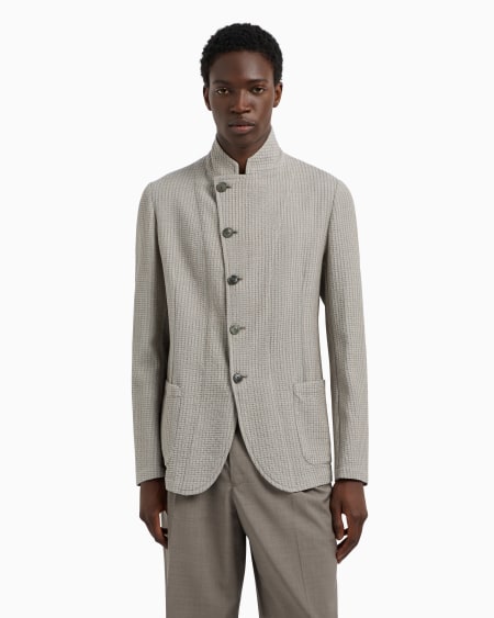 Armani Chaqueta con cuello de tira y cierre descentrado de lana virgen estructurada Oferta especial de fábrica
