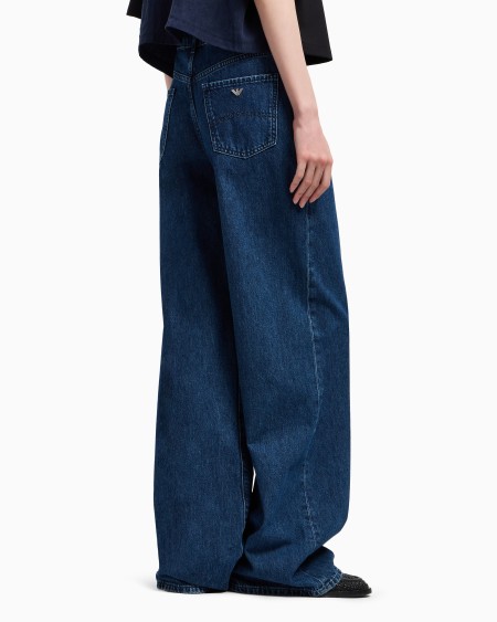 Armani Vaqueros J8B de cintura media y pernera ancha de denim con aplicación integral de strass Gran oferta