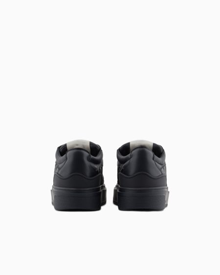 Armani Deportivas con detalles de napa acolchada Grandes descuentos