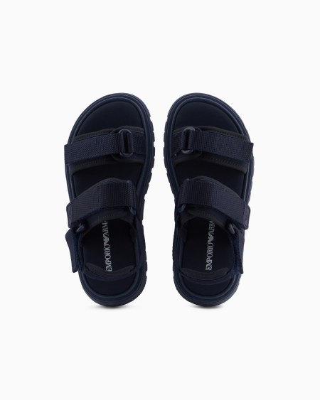 Armani Sandalia con doble tira En oferta