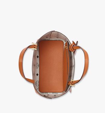 MCM Himmel Shopper in Embossed Logo Leather Tienda